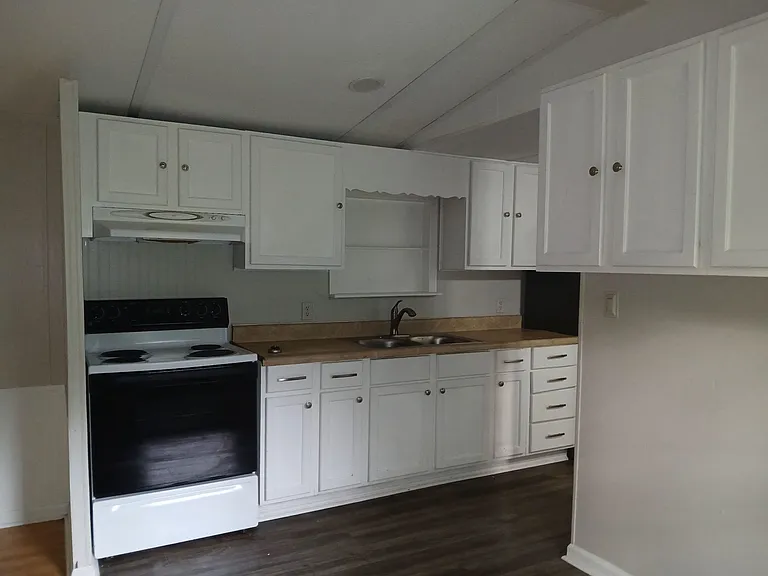 1785 McRae Rd — Photo 10