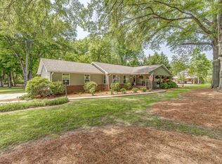 201 N Tibbs Rd, Dalton, GA 30720
