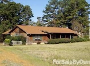 3214 Patmos Rd, Hope, AR 71801