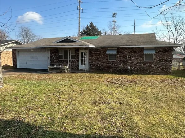 903 White Rd, Springdale, AR 72762