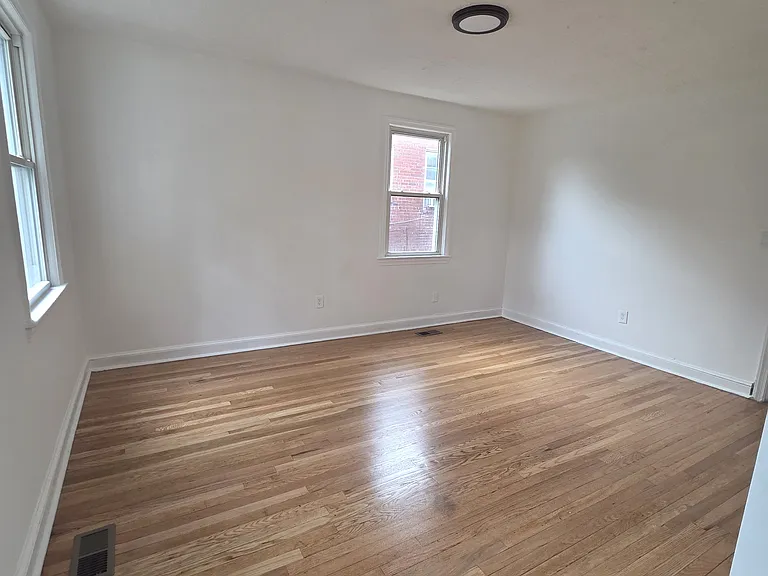4262 Clay St NE — Photo 12