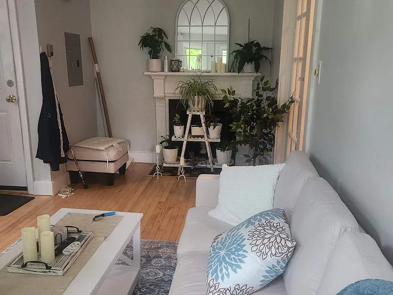 523 Cumberland Ave #4 — Photo 2