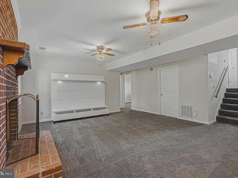 9729 Zimbro Ave — Photo 24