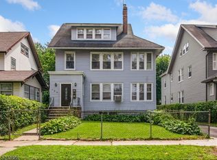 104 Roosevelt Ave, East Orange, NJ 07017