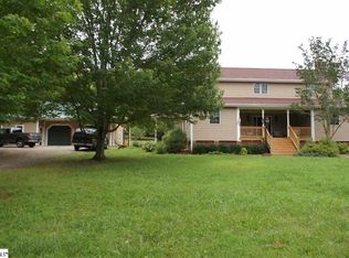 1640 Skunk Hollow Rd, Campobello, SC 29322