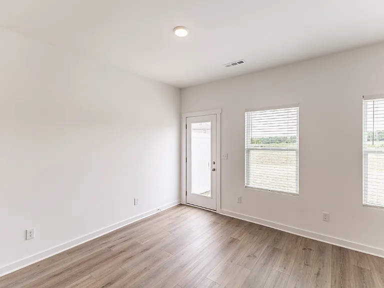 7582 Discovery Point Dr NW — Photo 10