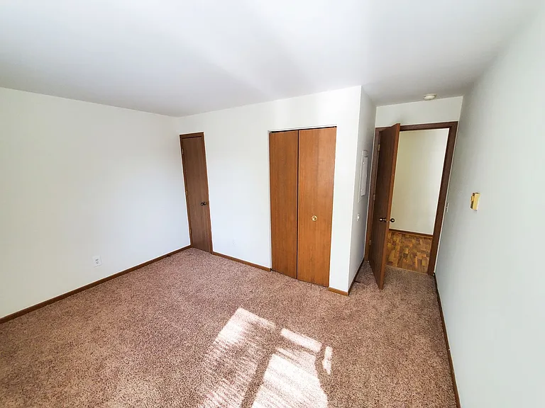 Orchard Village Apartments — Photo 155