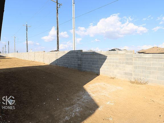 2nd image of 3509 Pascual De Leon Dr