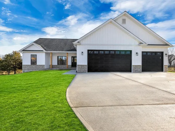 2 Meta Ln, Wentzville, MO 63385