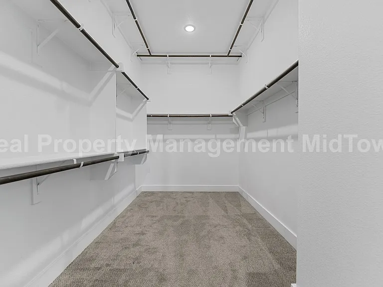 4518 Smokey Quartz Ln — Photo 30