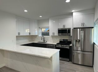608 W Hillcrest Blvd #1/2, Inglewood, CA 90301