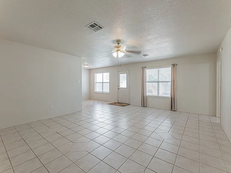 4409 Bowles Dr — Photo 16