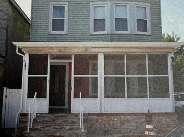 77 Fitch St, Carteret, NJ 07008
