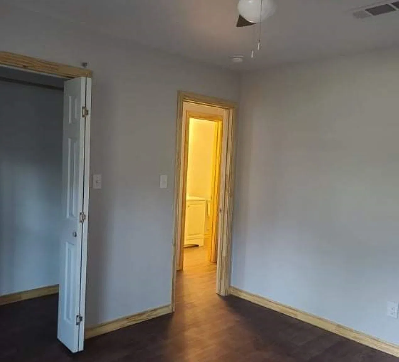 817 Ford Street — Photo 2
