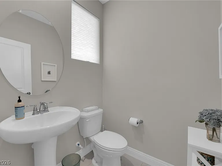 10254 Kesington Dr — Photo 17