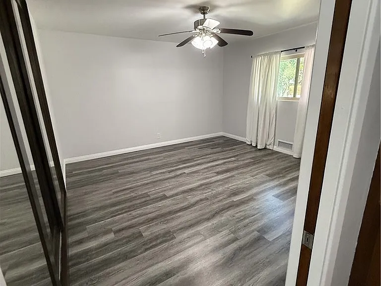 4645 Chicago Ave — Photo 14