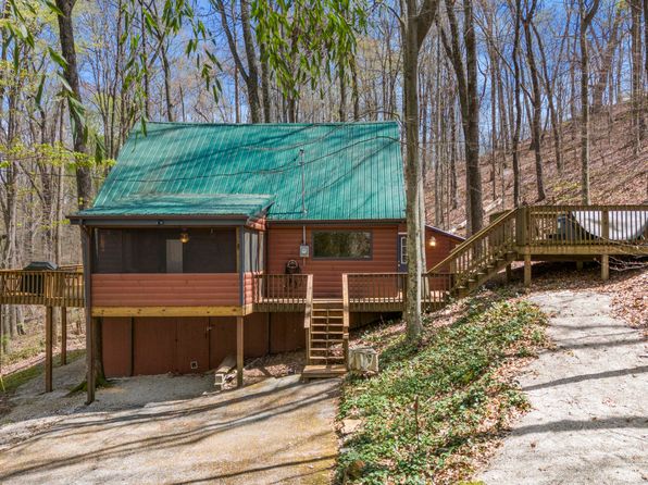 2 Diamond Dr, Stanton, KY 40380