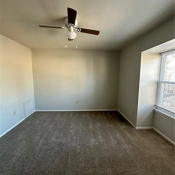 1537 Darren Cir — Photo 10