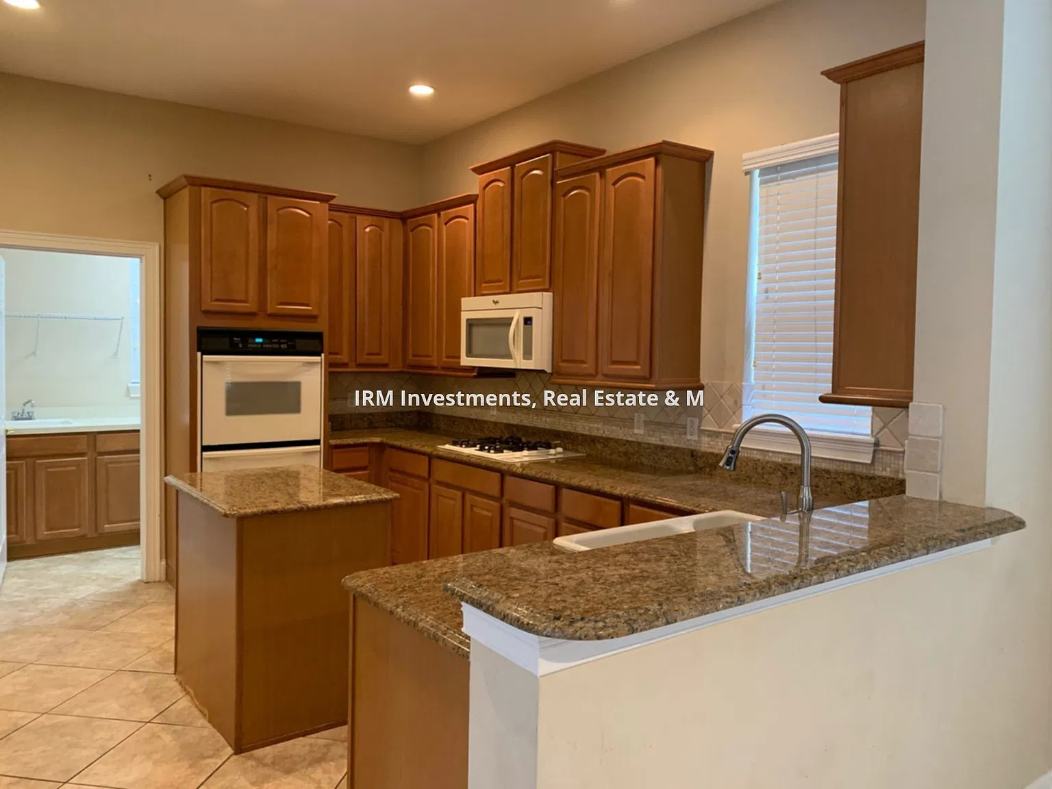 5 bedroom 5 bathroom w/LOFT in Keene's Pointe — Photo 3