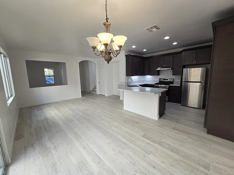 1441 Vallejo Mills St — Photo 2