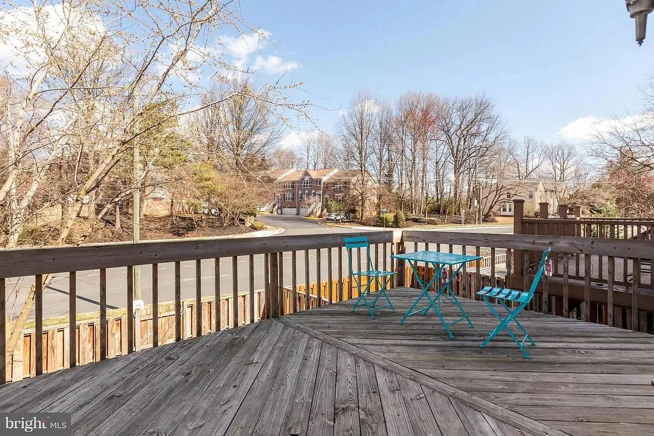 4 bed, 3.5 bath, 1770 sqft, $3,400 — Photo 4