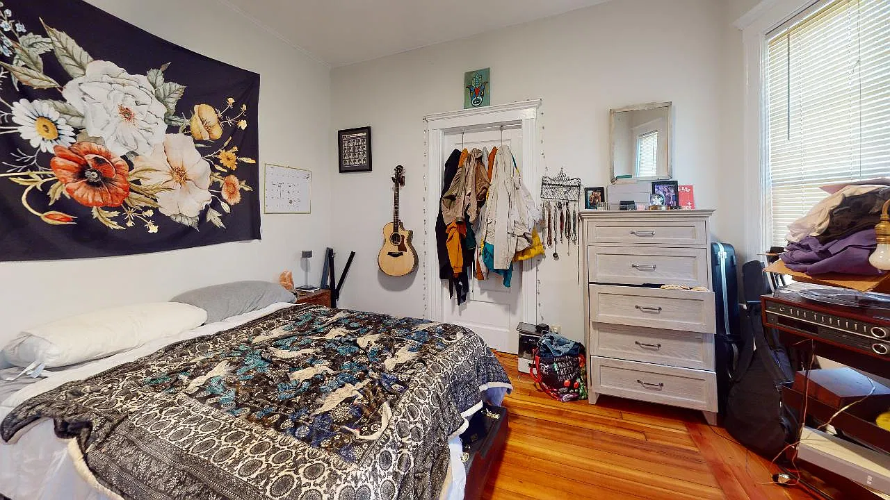 2 bed, 750 sqft, $3,400 — Photo 4