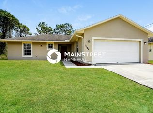 1066 Fayette Ave, Lehigh Acres, FL 33974