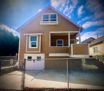 2031 E 26th St, Oakland, CA, 94606