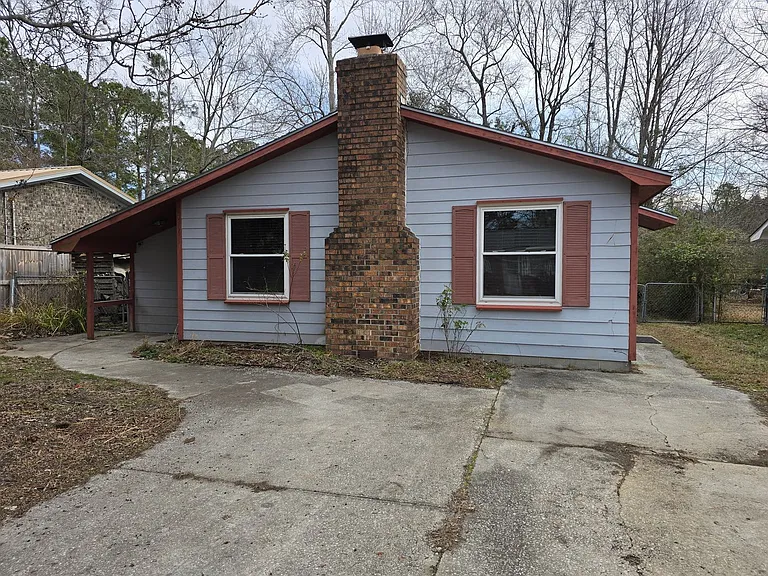 64 Tanbark Ct — Photo 1