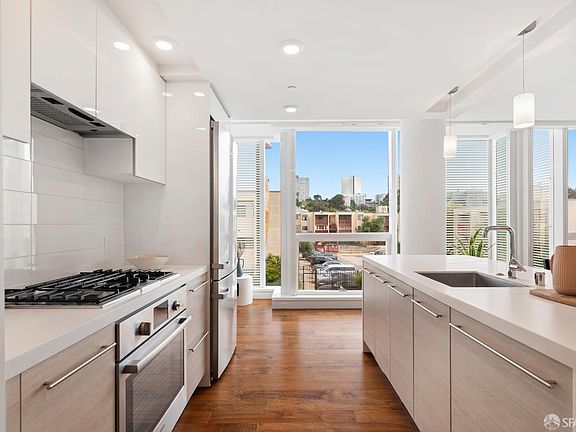 2nd image of 555 Fulton St Unit 211