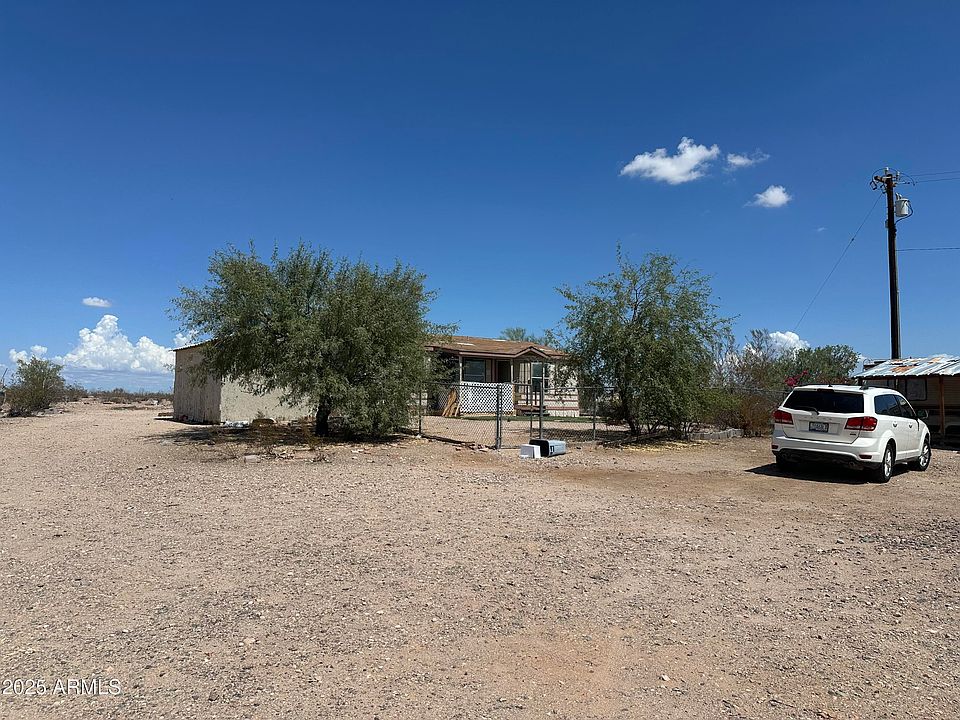 1st image of 35002 W Van Buren Street
