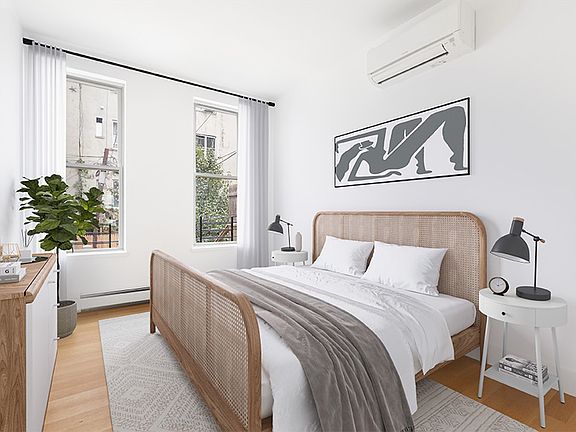 3rd image of 204 Nassau Ave APT 3R