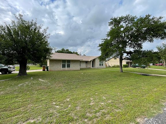 3rd image of 8704 Black Oak St