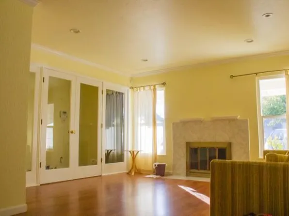 1398 Los Arboles Ave, Sunnyvale, CA 94087