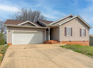 105 Christ St, Fort Oglethorpe, GA 30742