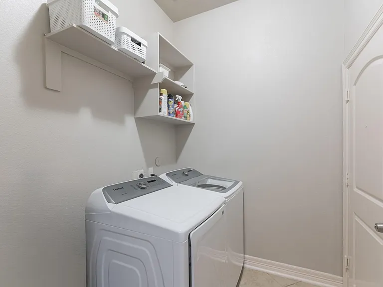 198 Hearthshire Cir — Photo 16