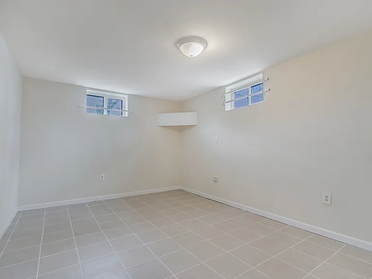 4905 Whitfield Chapel Rd — Photo 31