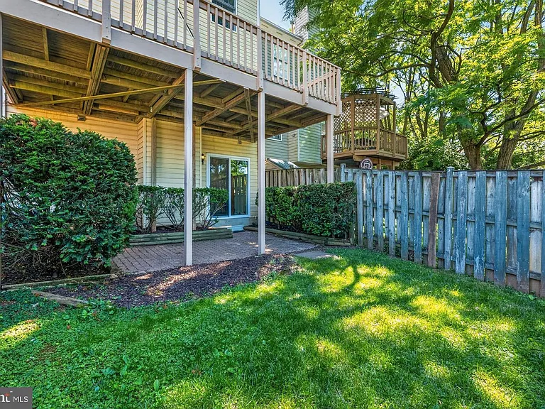 6581 Willard Horine Ct — Photo 16