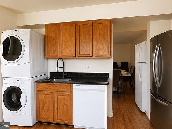5th image of 7921 Meadow Ct