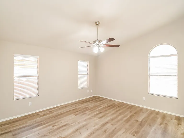 1266 E Sierra Madre Ave — Photo 11