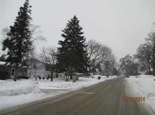 1109 Villa Vista Dr, Round Lake Beach, IL 60073