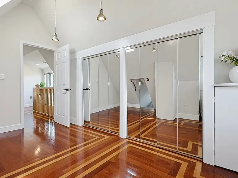 51 Sawyer Ave #4 — Photo 10
