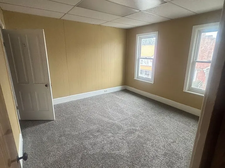 219 Market St — Photo 5