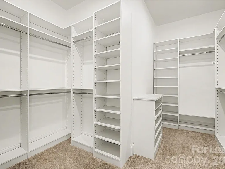 2026 Lake Como Dr — Photo 17