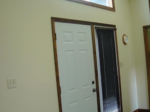 2nd image of 974 Beaver Crossing Ln