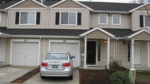 1st image of 182 NE 66th Ave