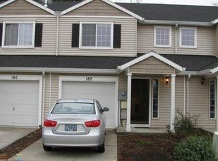182 NE 66th Ave, Hillsboro, OR 97124