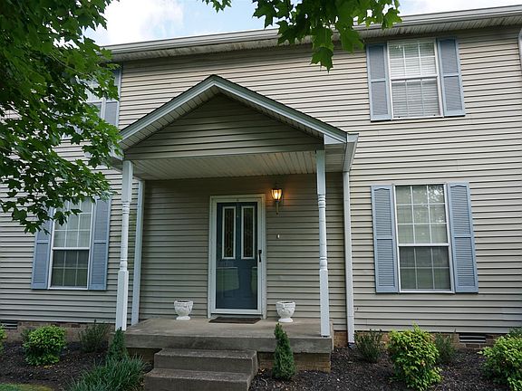 3rd image of 510 Summerfield Dr