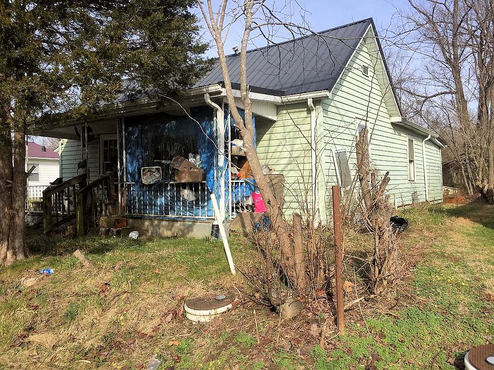 1st image of 720 N Lackey Ave