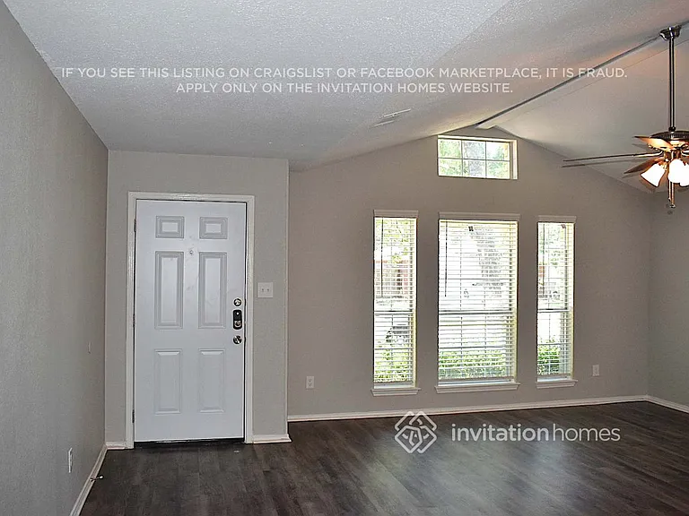 1111 Hidden Creek Dr — Photo 5